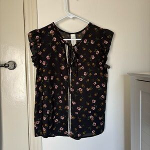 Dark blue and pink / yellow floral blouse with ribbon detail #floralblouse